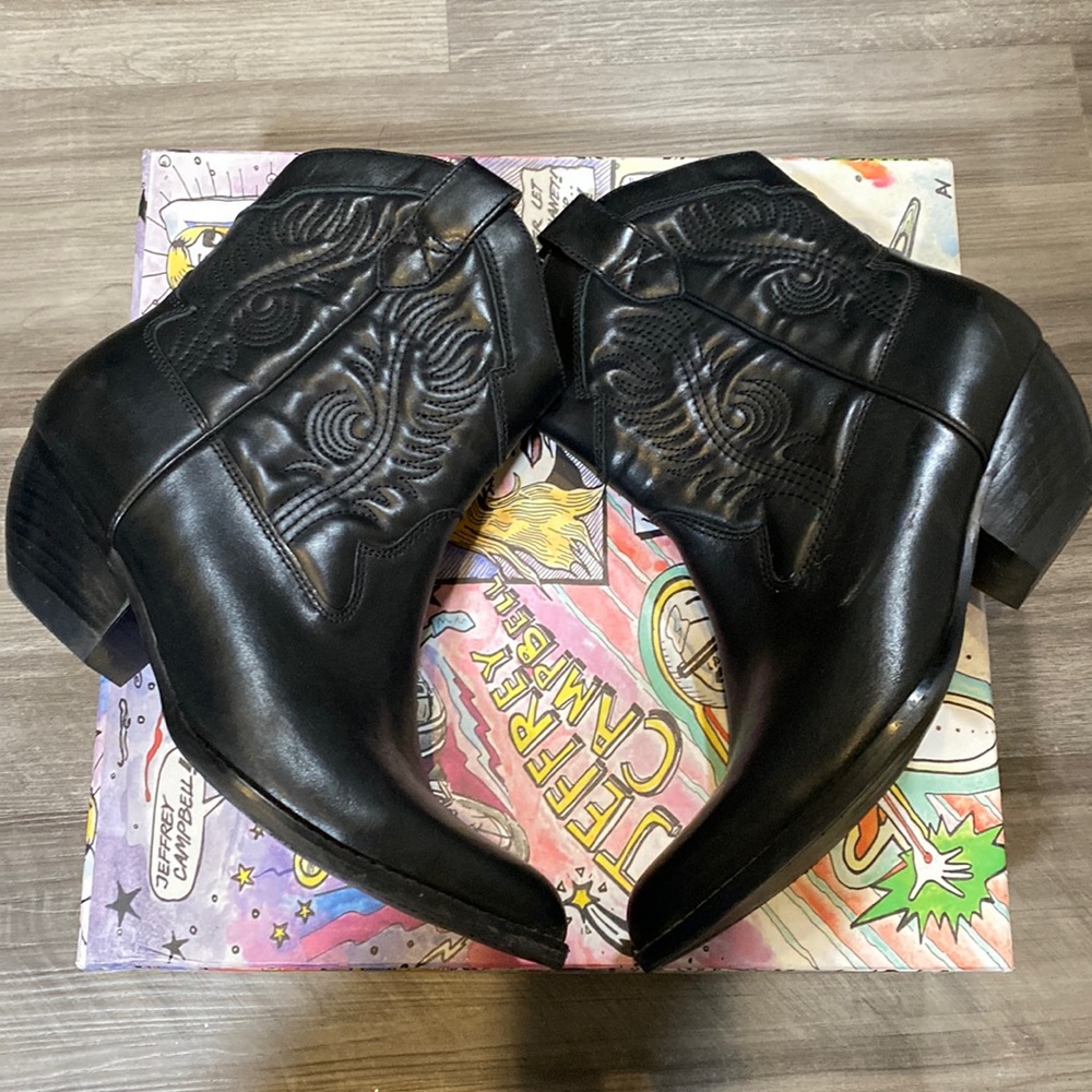 Jeffrey Campbell Calvera